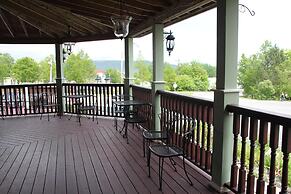 Lynwood Inn