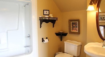 Lynwood Inn
