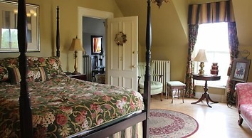 Lynwood Inn