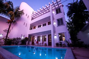 Hotel Villas Deja Blue & Restaurant