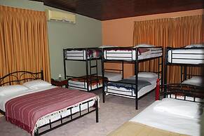 Hostal Cocos Inn