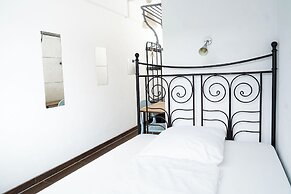Station Hostel For Backpackers