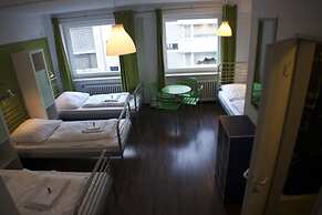 Station Hostel For Backpackers