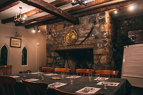 Dobbins Inn