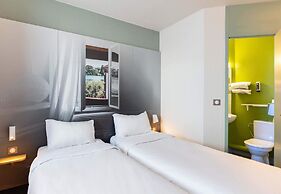 B&B HOTEL LYON St Bonnet Mi-Plaine