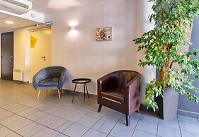 B&B HOTEL LYON St Bonnet Mi-Plaine