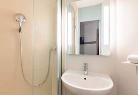 B&B HOTEL LYON St Bonnet Mi-Plaine