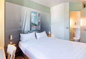 B&B HOTEL LYON St Bonnet Mi-Plaine