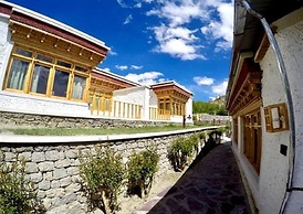 Saboo Resorts