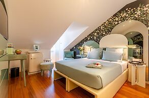 The 7 Hotel