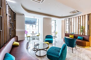 The 7 Hotel