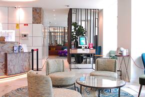 The 7 Hotel
