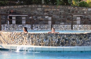 Athorama Hotel