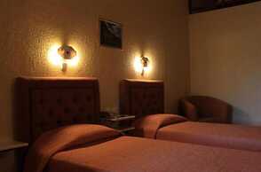 Athorama Hotel