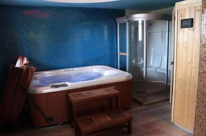 Athorama Hotel