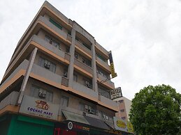 OYO 790 Mango Inn