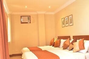 Golden Palm Resort