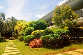 Golden Palm Resort