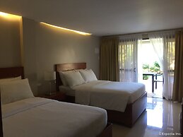 Golden Palm Resort