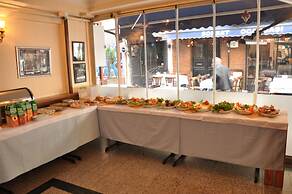 Grand Hisar Hotel