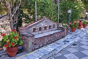 Theofilos Classic Hotel