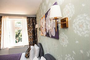 Elgano Guest House