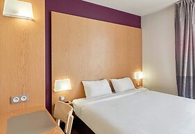 B&B HOTEL Orly Chevilly Marché International