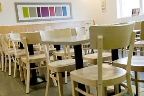 B&B HOTEL Paris Le Bourget