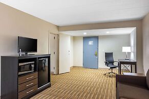 Quality Inn & Suites Ruther Glen