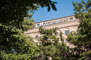 Hotel Aura
