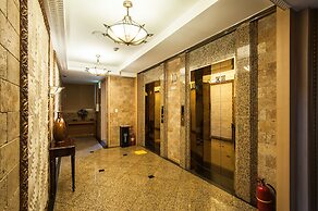 Hotel Aura
