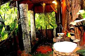 Khao Sok Tree House