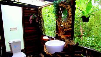 Khao Sok Tree House