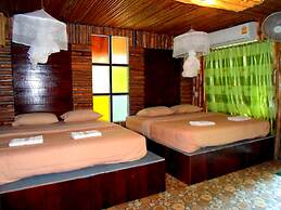 Khao Sok Tree House