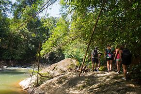 Khao Sok Riverside Cottage