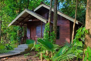 Khao Sok Riverside Cottage