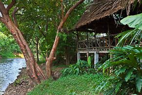 Khao Sok Riverside Cottage