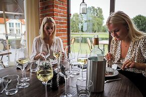 Lydinge Resort