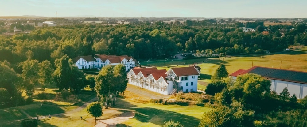 Lydinge Resort