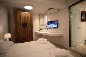 Anagram Hotel