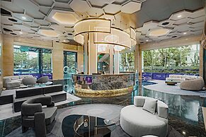 Fox Hotel Nagoya Batam