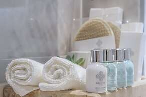Elementa Boutique Hotel