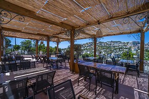 Elementa Boutique Hotel