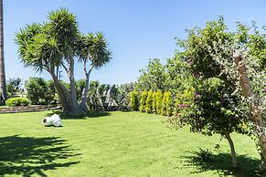 Elementa Boutique Hotel