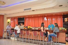 Marine Congo Hotel