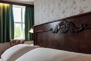 Boutique Hotel Anna by EJ Hotels