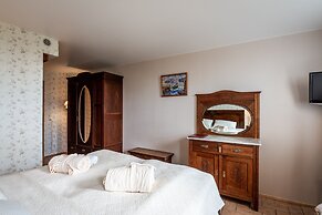 Boutique Hotel Anna by EJ Hotels