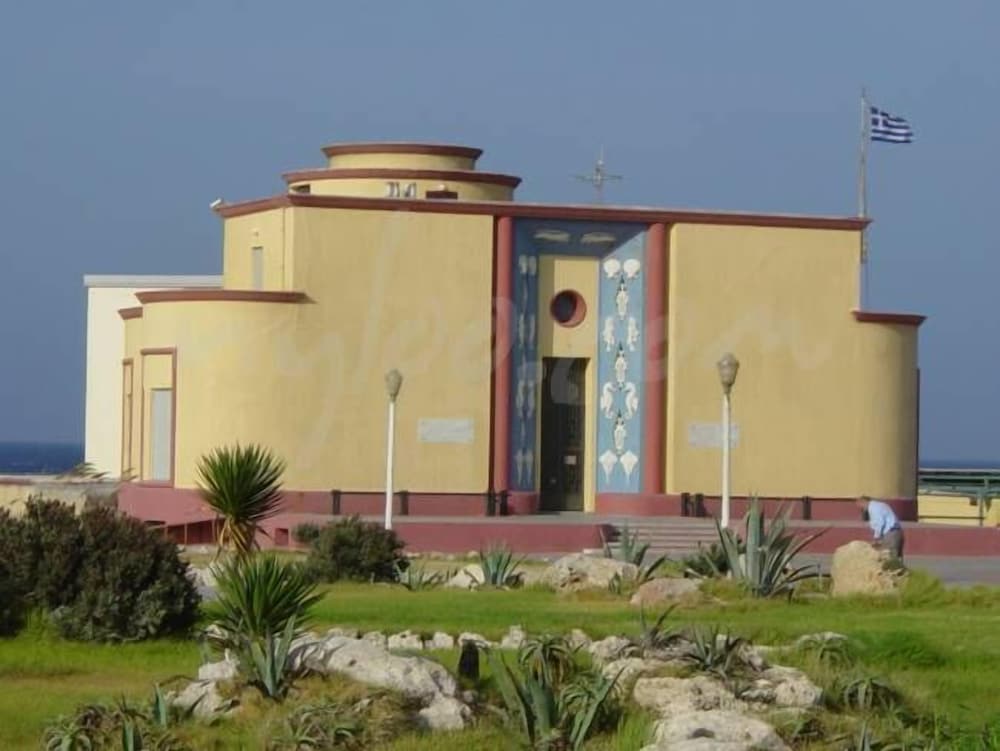 Star Hotel