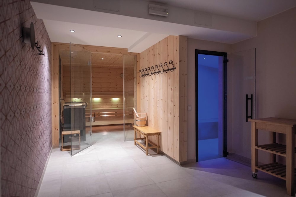 Hotel Condor