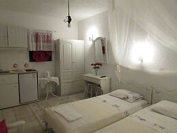 Castellino Studios
